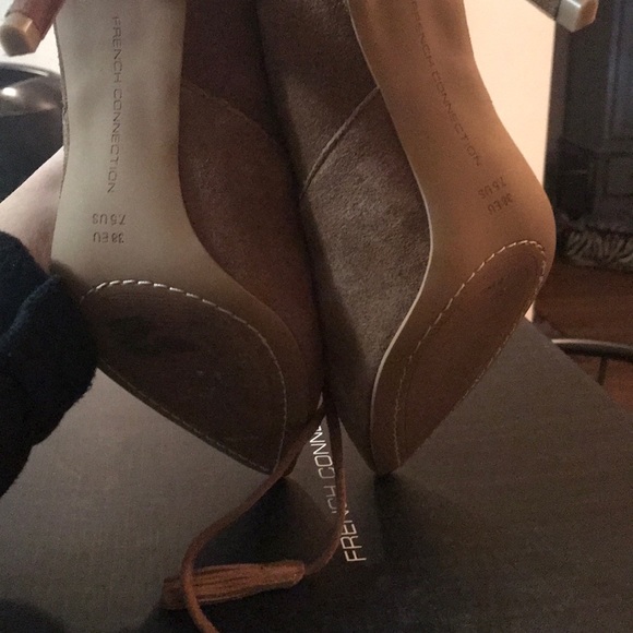 Booties - Picture 3 of 4